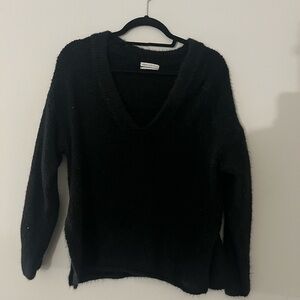 UO v-neck sweater